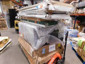 lot 157 image: WHOLESALE PALLET LOT OF GENERAL MERCHANDISE