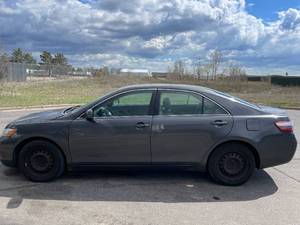 2009 Toyota Camry Hybrid - 2 OWNERS