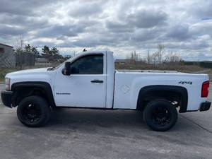 2009 Chevrolet Silverado 1500 Work Truck - 4X4
