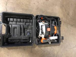 15 Amp 3-14 HP 120-Volt 12000 RPM to 23000 RPM Electronic Plunge Base Router with Carry Case Guide for Woodworking Customer Returns See Pictures