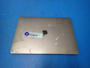 lot 41 image: Apple&nbspMacBook Pro 14,3 A1707 &nbspINTEL CORE I7-7920HQ 3 Ghz  16GB LPDDR3 RAM  500GB HD  15.4 screen with 2880 x 1800 Resolution  Includes IOS and Charger  Muffled Speakers 