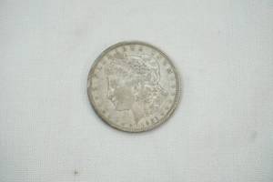 lot 4 image: 1921 Moragn Liberty Dollar