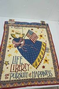 lot 41 image: Quilted Wall Haning Life Liberty and Pursuit of Happiness 26 x 33