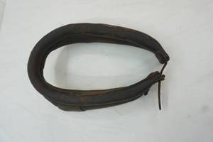 lot 60 image: Horse Collar