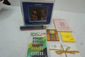 lot 144 image: Noahs Ark Bookends, Push pins, pencils and more