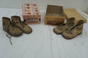 lot 190 image: 2 Pair of Vintage Baby Shoes