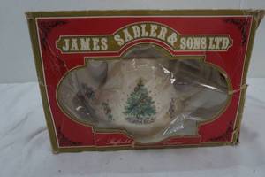 lot 204 image: Vintage James Sadler & Sons LTD Tea Pot