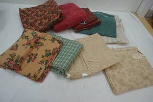 lot 175 image: Variety of Flannel Material (lenght & Width unkowm)