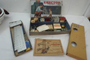 lot 256 image: Erector toy box and some other antique parts, original instructions