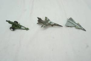 lot 229 image: Cast iron toys, planes and other