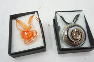 lot 281 image: Heart Art Glass Necklace (orange), Circle Art Glass Necklace (black & gray, gold)
