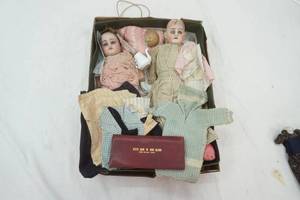lot 299 image: Vintage doll lot, ceramic heads and hands