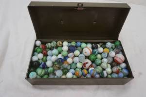 lot 308 image: Marble lot with shooter and tin container