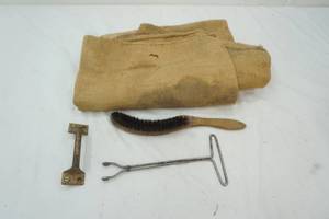 lot 324 image: Burlap Potato scak
