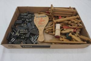 lot 325 image: Vintage Dominos, Lincoln logs
