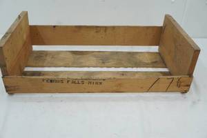 lot 340 image: S &S  melon crate