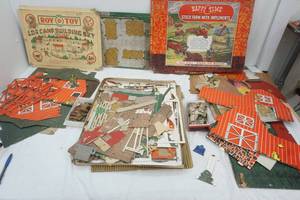 lot 362 image: Vintage Happy time Cardboard farm set