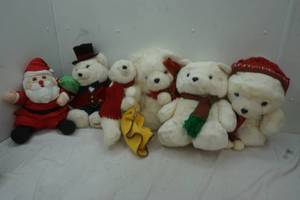 lot 368 image: Plush animals
