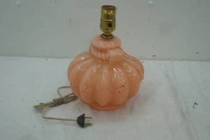 lot 388 image: Vintage lamp base