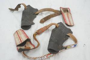 lot 396 image: Vintage toy holsters