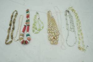 lot 481 image: Necklaces