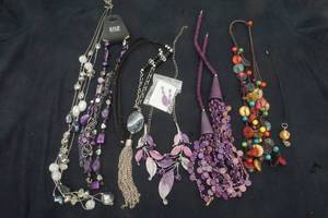lot 506 image: jewlery