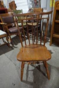 lot 543 image: chair