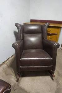 lot 549 image: upholstered rocker