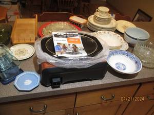 lot 39 image: New Electric Crock Pot Hook-up compatible plus an assortment of vintage glassware, bone China and other kitchen supplies