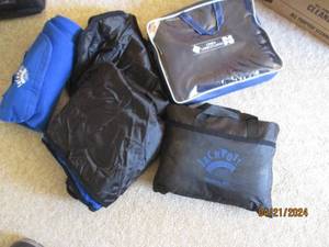 lot 48 image: Bundle of travel blankets with various Logos