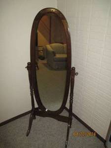 lot 68 image: Wood framed Freestanding Full length Swivel mirror