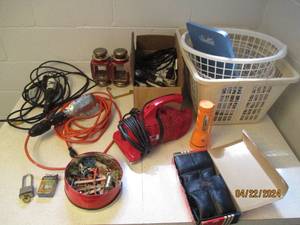 lot 92 image: Vintage lanterns, treble lights, hand vac, extension cords, padlocks and other misc supplies