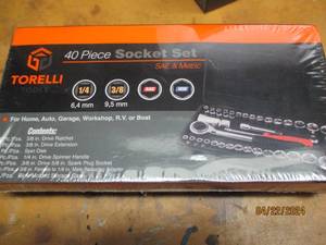 lot 103 image: New Torelli 40pc socket set...