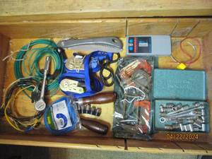 lot 120 image: Variety of Sockets, c-clamps, ratchet straps and more