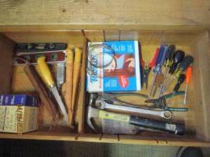 lot 121 image: Screwdrivers, levels, filet knives and other hand tools and supplies