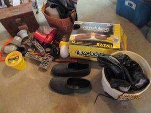 lot 126 image: Random lot of camping accessories...