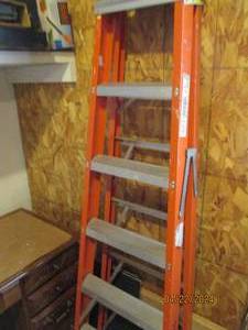 lot 136 image: 6ft Fiberglass folding Keller ladder