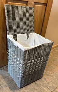 lot 225A image: Lovely Laundry Hamper