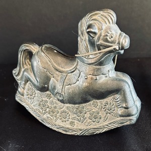 lot 231 image: Three Decorative Horse Figurines