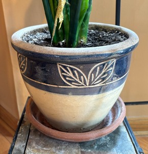 lot 9 image: Three Aloe House Plants and a Decorative Metal 3 Tier Plant Stand