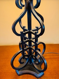 lot 56 image: Elegant Metal Base Table Lamp with Shade