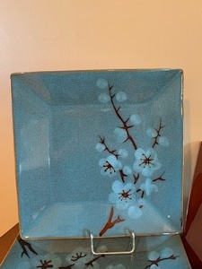 lot 67 image: Pretty Teal and Brown Floral Square Plates and Bowls