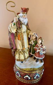 lot 70 image: Beautiful Christmas Figurines, Including Christmas Wishes - Christmas Blessings