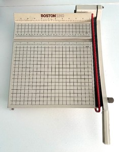 lot 260 image: Boston Paper Cutter