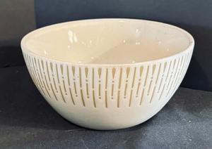 lot 131 image: Set of Eight Bowls