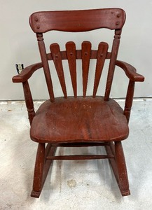 lot 146 image: Vintage Rocking Chair