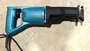 lot 283 image: Mikita Reciprocating Saw