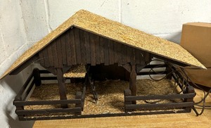 lot 416 image: Willow Tree Nativity Scene and Shepards with Stable Animals