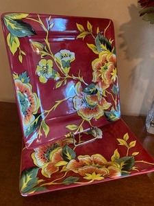 lot 98 image: Vibrant and Fun Home Decor Including Pier One Plates, Flowers and More