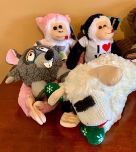 lot 150 image: Lot of Dog Toys and Supplies